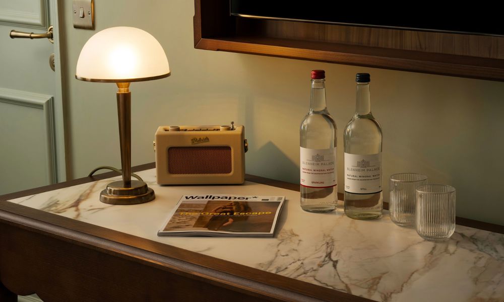 Castle Hotel, desk in bedroom