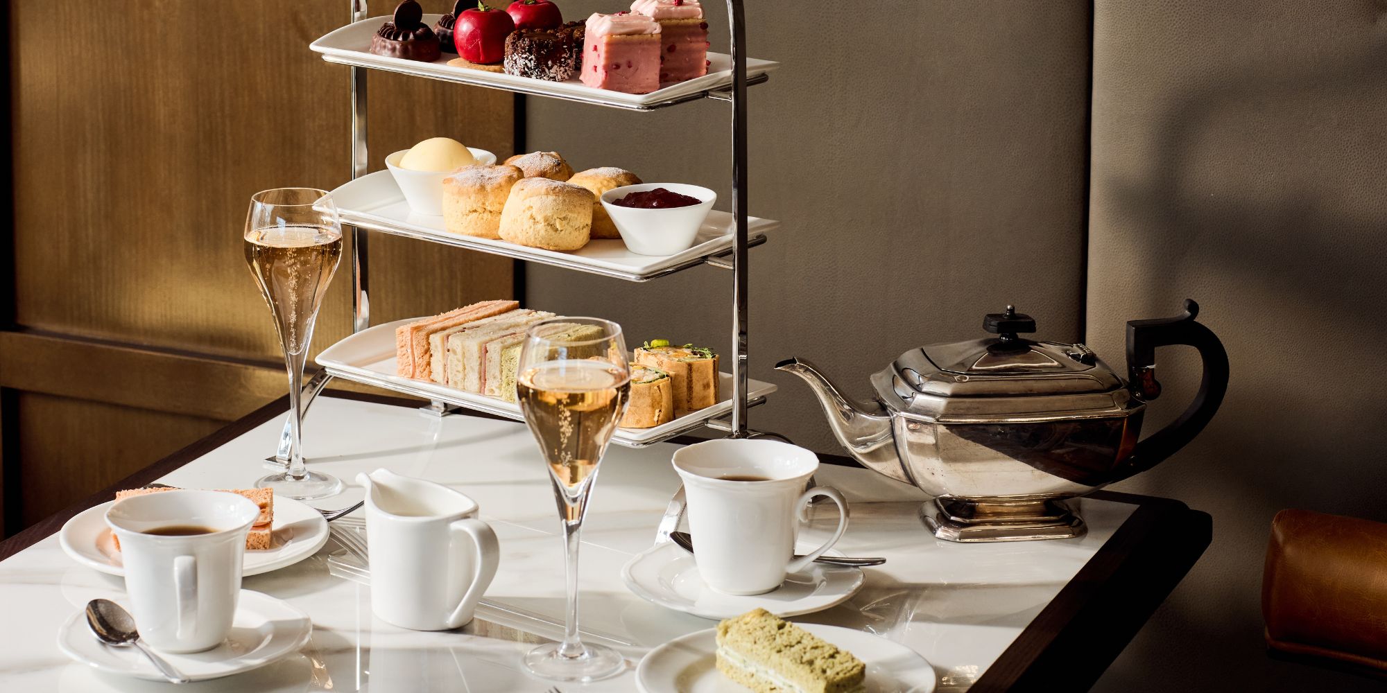 Castle Hotel Windsor afternoon tea