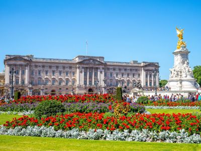 Castle Hotel Buckingham Palace