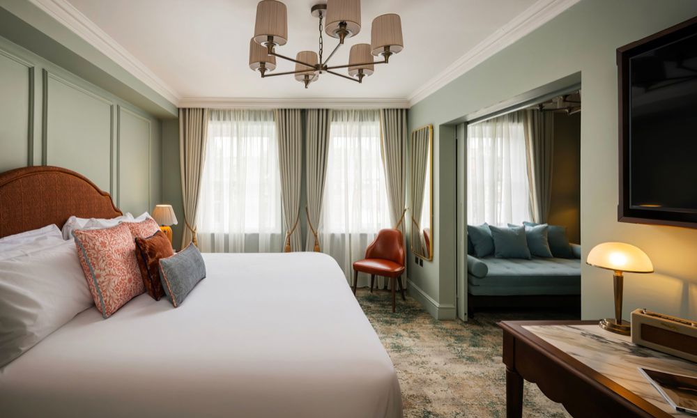Castle Hotel suite
