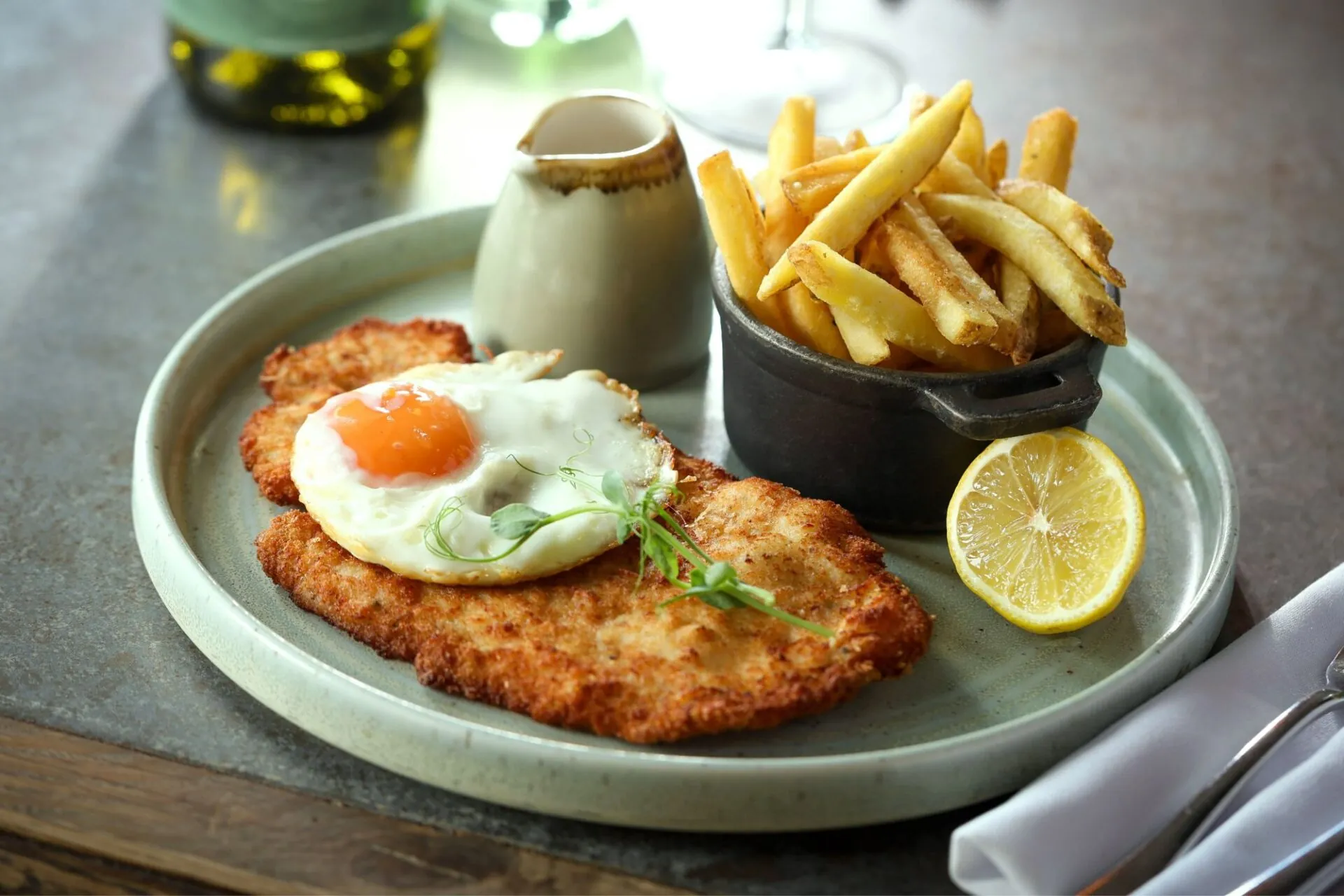 The Castle Hotel Windsor chicken schnitzel