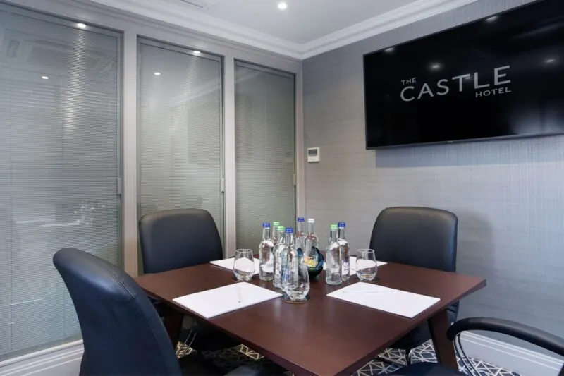 Hampton meeting room