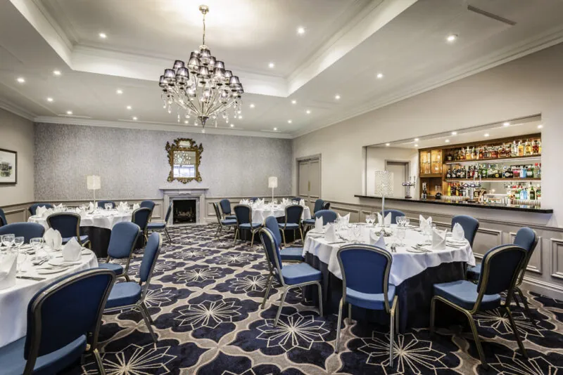 The-Castle-Hotel-Windsor-Sandringham-Banquet-with-Bar