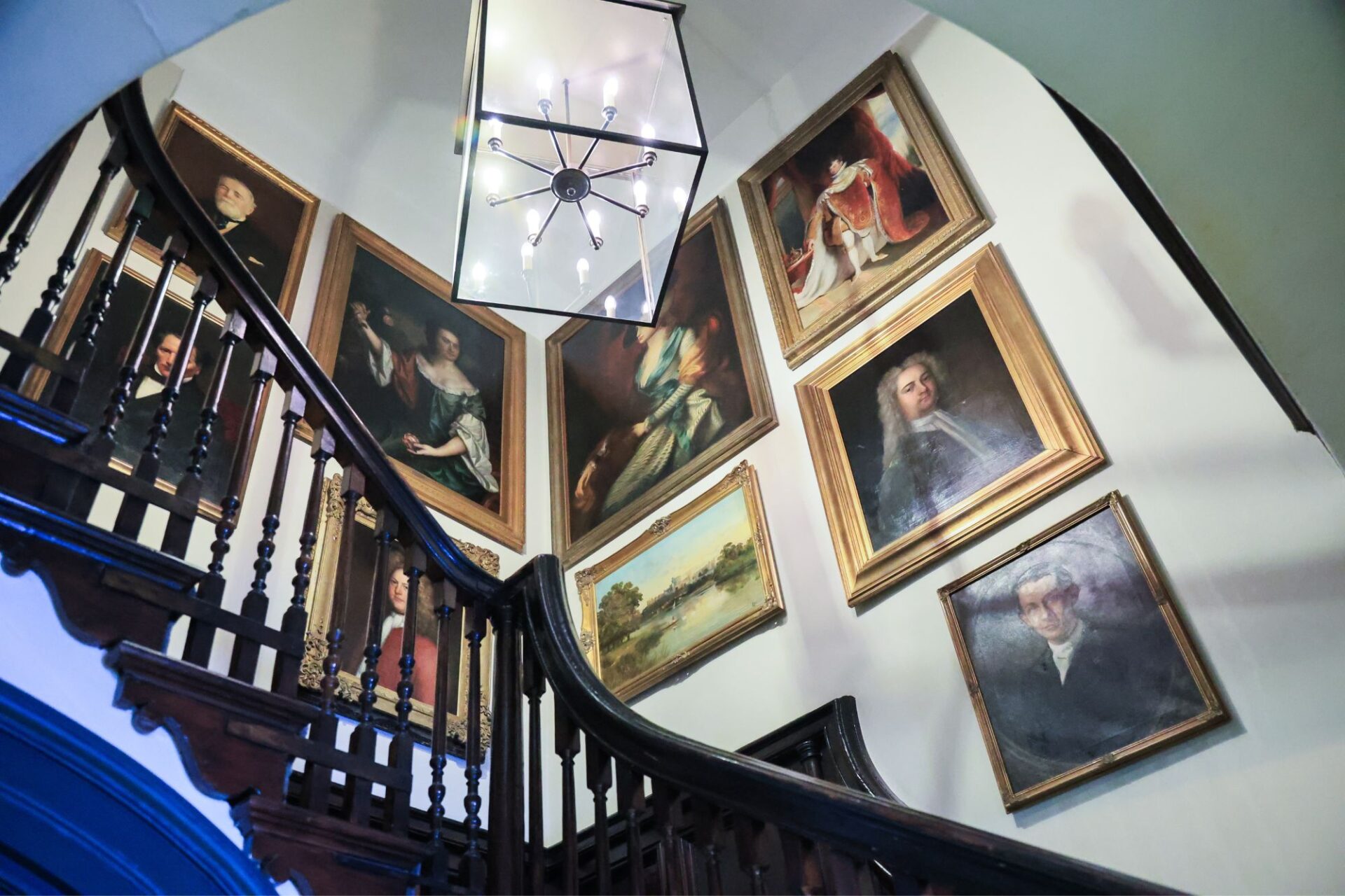 The Castle Hotel Windsor staircase straight on